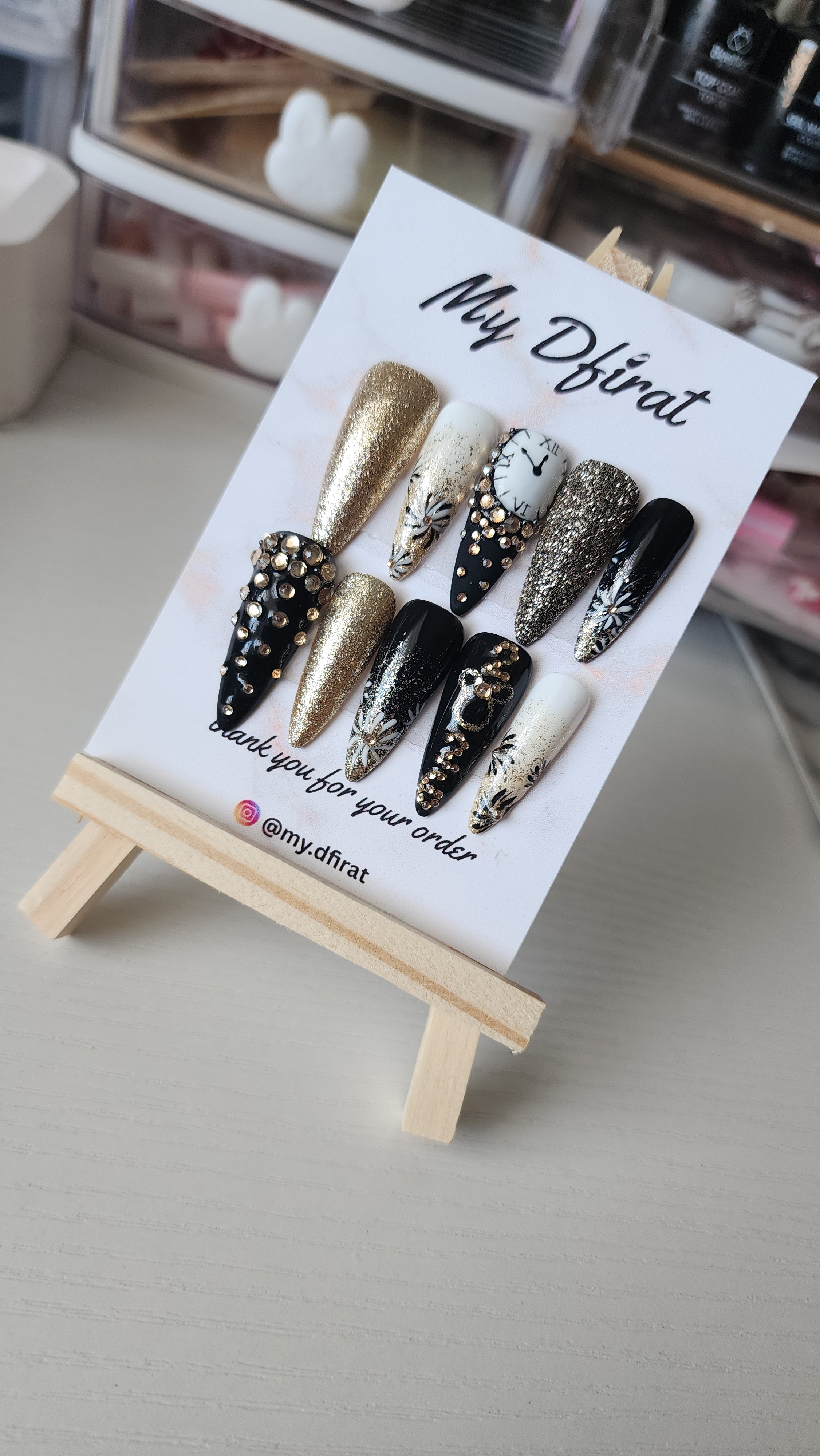 "Midnight countdown 2026" New year luxury press-on set