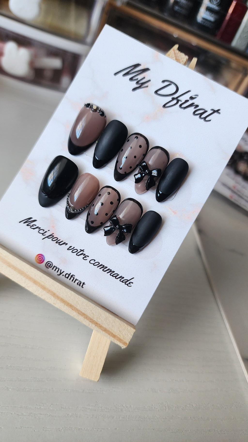 "Parisian Chic” — Black & Nude Bow Press-On Set